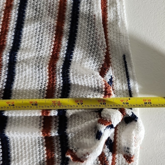 Love Wins Shirt Womens Size L Mesh Sweater Knit - Picture 5 of 8